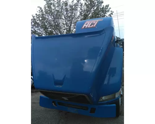 VOLVO VNM HOOD