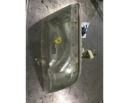 VOLVO VNM Headlamp Assembly