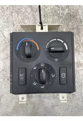 VOLVO VNM Heater or Air Conditioner Parts, Misc.