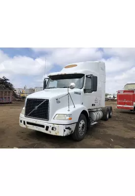 VOLVO VNM Hood