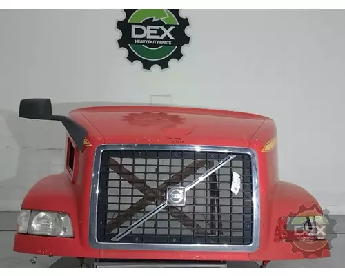 VOLVO VNM Hood