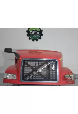 VOLVO VNM Hood