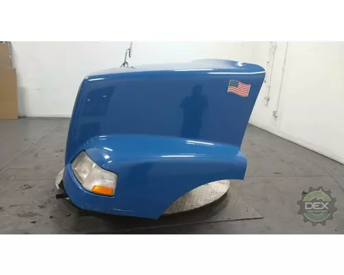 VOLVO VNM Hood