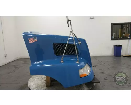 VOLVO VNM Hood