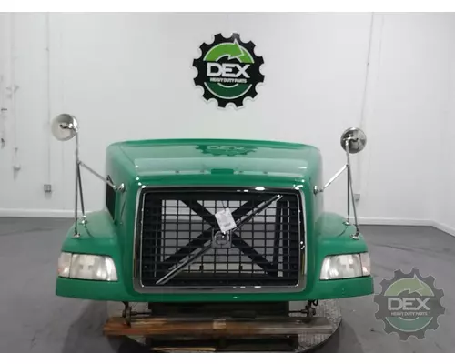 VOLVO VNM Hood