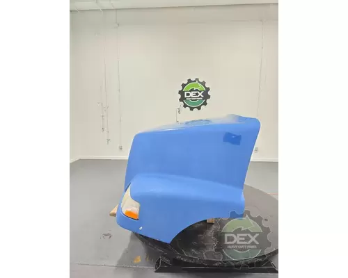 VOLVO VNM Hood
