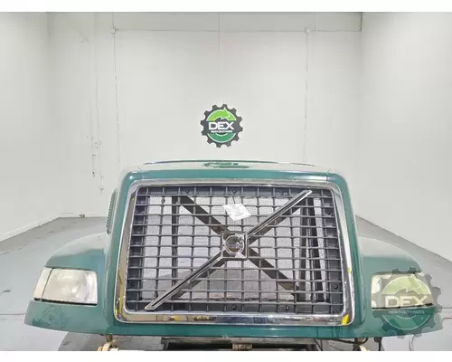 VOLVO VNM Hood
