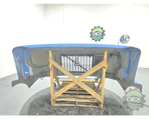 VOLVO VNM Hood