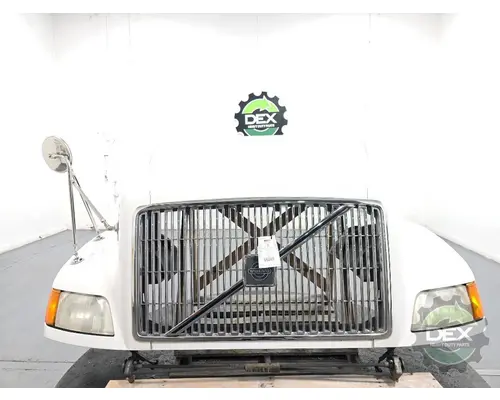 VOLVO VNM Hood