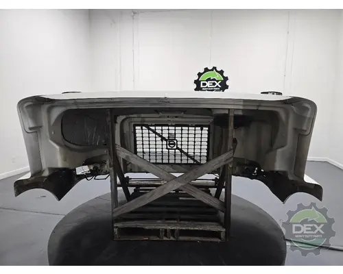 VOLVO VNM Hood