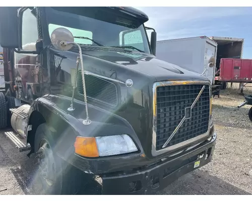 VOLVO VNM Hood