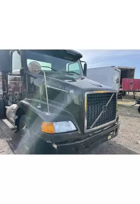 VOLVO VNM Hood