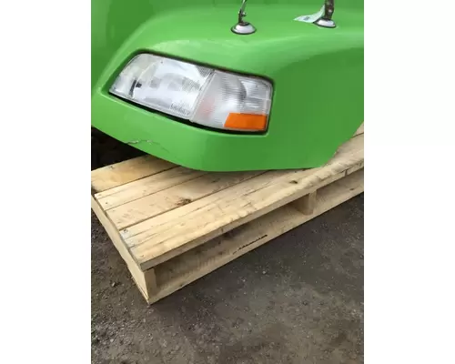 VOLVO VNM Hood