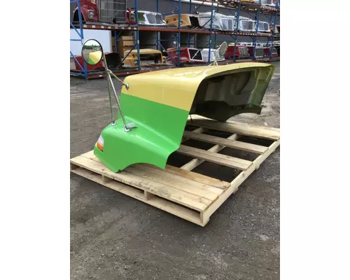 VOLVO VNM Hood