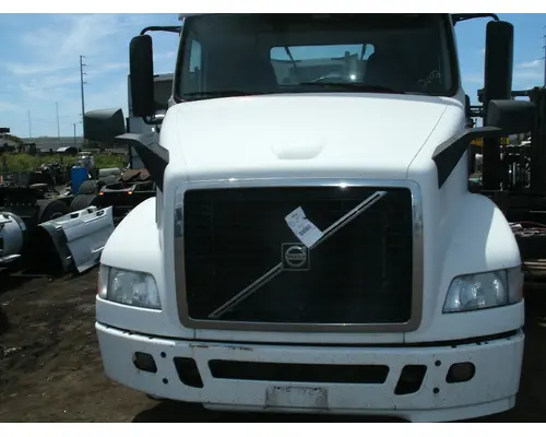 VOLVO VNM Hood