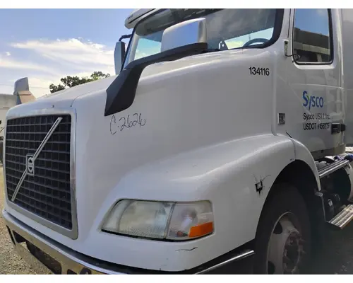 VOLVO VNM Hood
