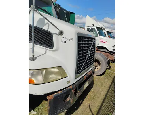 VOLVO VNM Hood