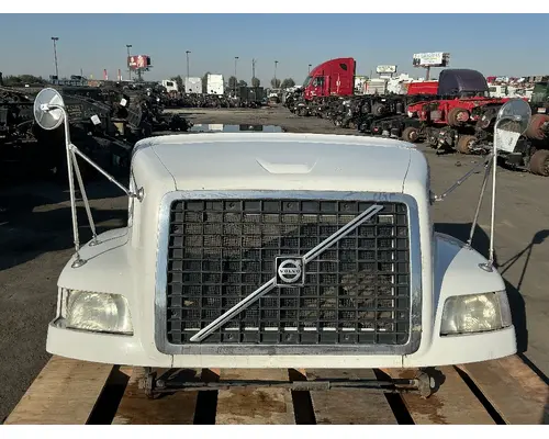 VOLVO VNM Hood