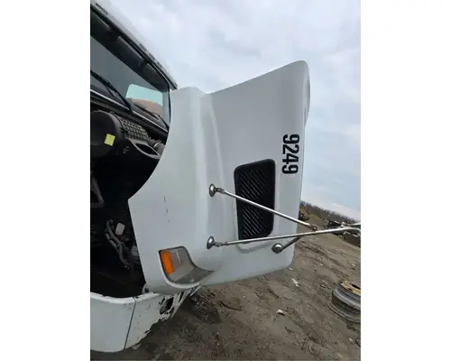 VOLVO VNM Hood