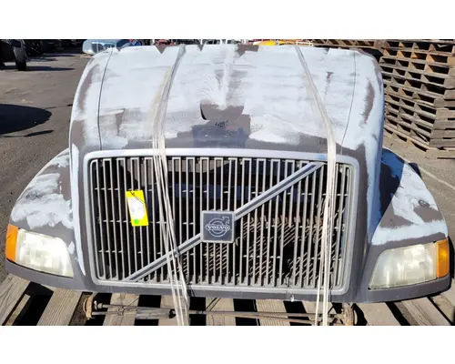 VOLVO VNM Hood