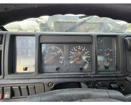 VOLVO VNM Instrument Cluster