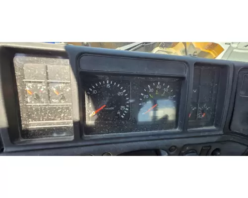 VOLVO VNM Instrument Cluster