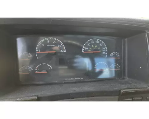 VOLVO VNM Instrument Cluster