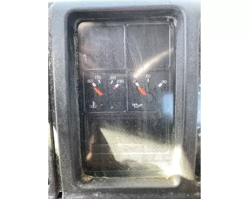 VOLVO VNM Instrument Cluster