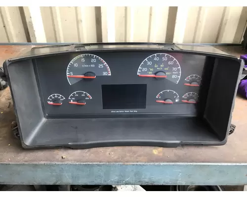 VOLVO VNM Instrument Cluster