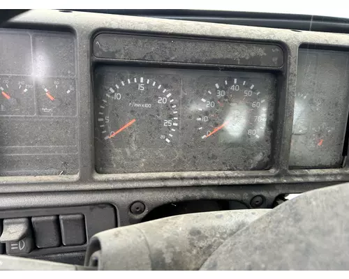 VOLVO VNM Instrument Cluster