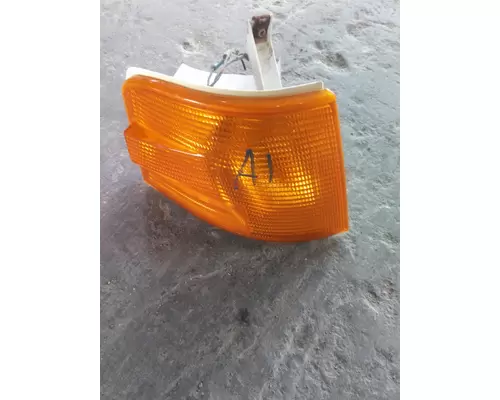 VOLVO VNM LAMP, TURN SIGNAL