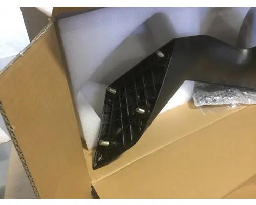 VOLVO VNM MIRROR - HOOD