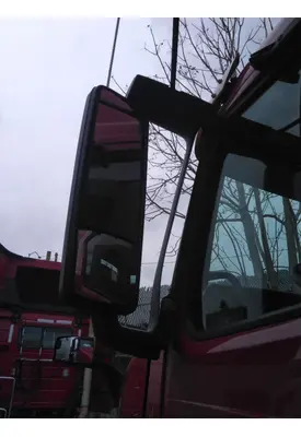 VOLVO VNM MIRROR ASSEMBLY CAB/DOOR