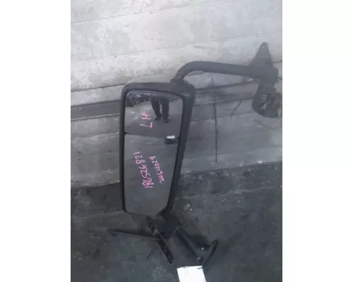 VOLVO VNM MIRROR ASSEMBLY CABDOOR