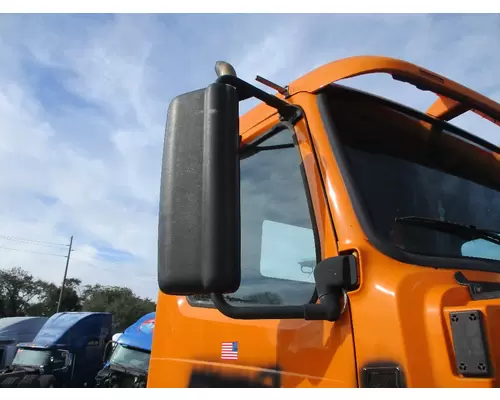 VOLVO VNM MIRROR ASSEMBLY CABDOOR