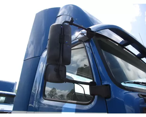 VOLVO VNM MIRROR ASSEMBLY CABDOOR