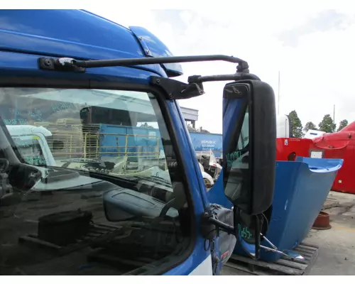 VOLVO VNM MIRROR ASSEMBLY CABDOOR