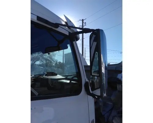 VOLVO VNM MIRROR ASSEMBLY CABDOOR