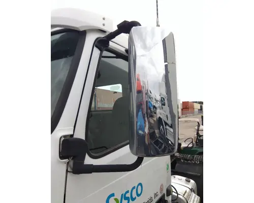 VOLVO VNM MIRROR ASSEMBLY CABDOOR