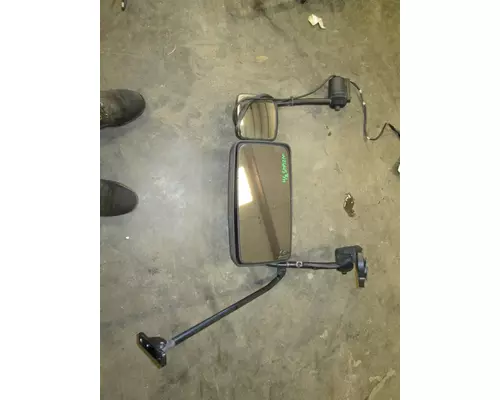 VOLVO VNM MIRROR ASSEMBLY CABDOOR