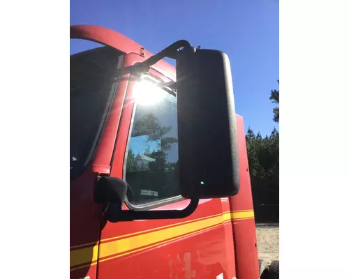 VOLVO VNM MIRROR ASSEMBLY CABDOOR