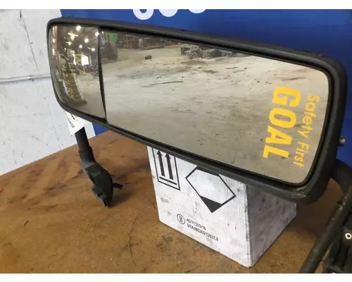 VOLVO VNM MIRROR ASSEMBLY CABDOOR