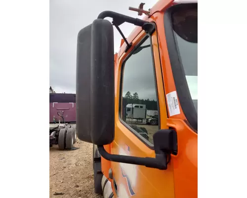 VOLVO VNM MIRROR ASSEMBLY CABDOOR