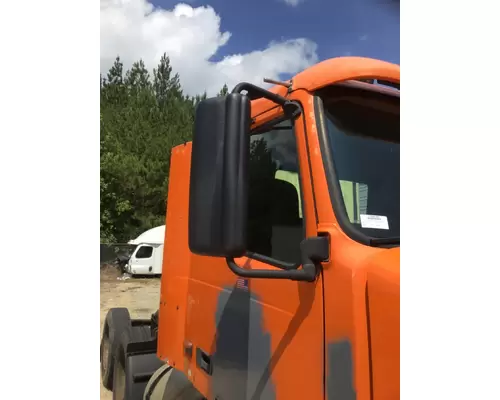 VOLVO VNM MIRROR ASSEMBLY CABDOOR