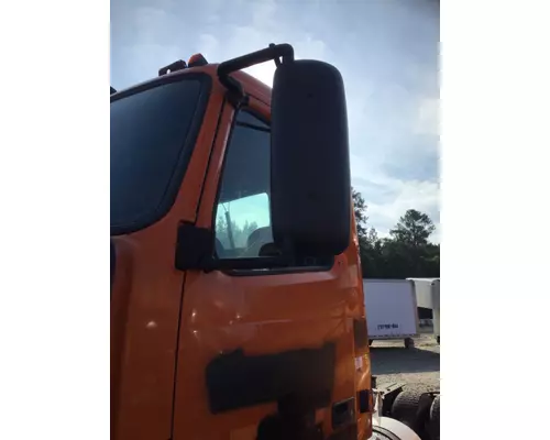 VOLVO VNM MIRROR ASSEMBLY CABDOOR