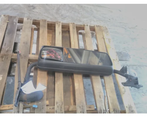 VOLVO VNM MIRROR ASSEMBLY CABDOOR