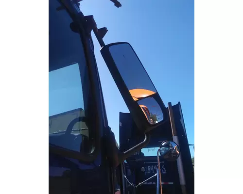 VOLVO VNM MIRROR ASSEMBLY CABDOOR