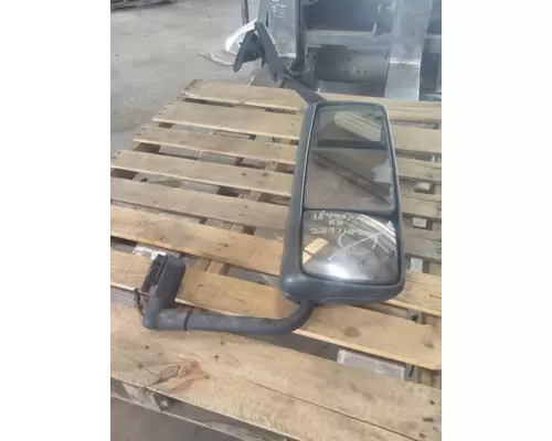 VOLVO VNM MIRROR ASSEMBLY CABDOOR