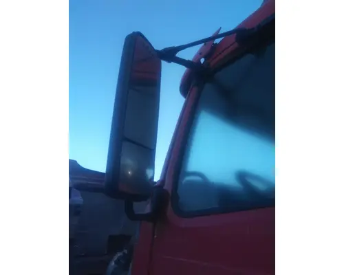VOLVO VNM MIRROR ASSEMBLY CABDOOR