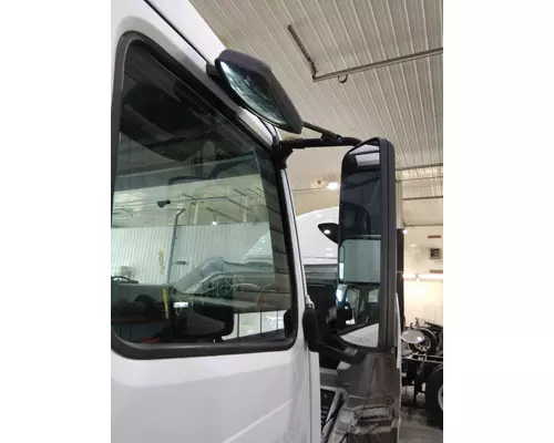 VOLVO VNM MIRROR ASSEMBLY CABDOOR